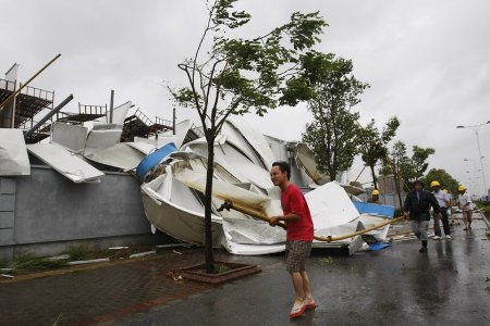 Имя тайфун. ОАЭ Тайфун новости.